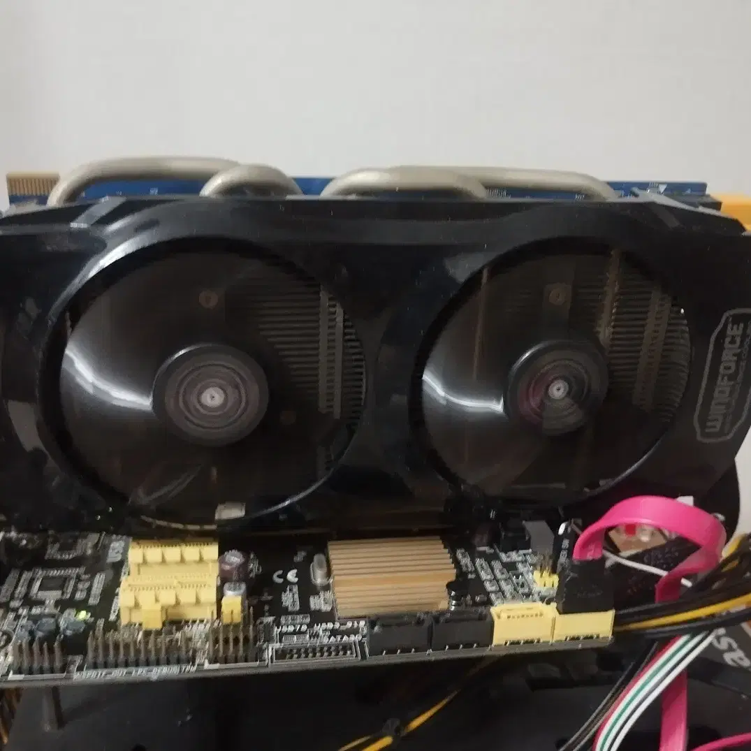 Geforce GTX560TI 1GB