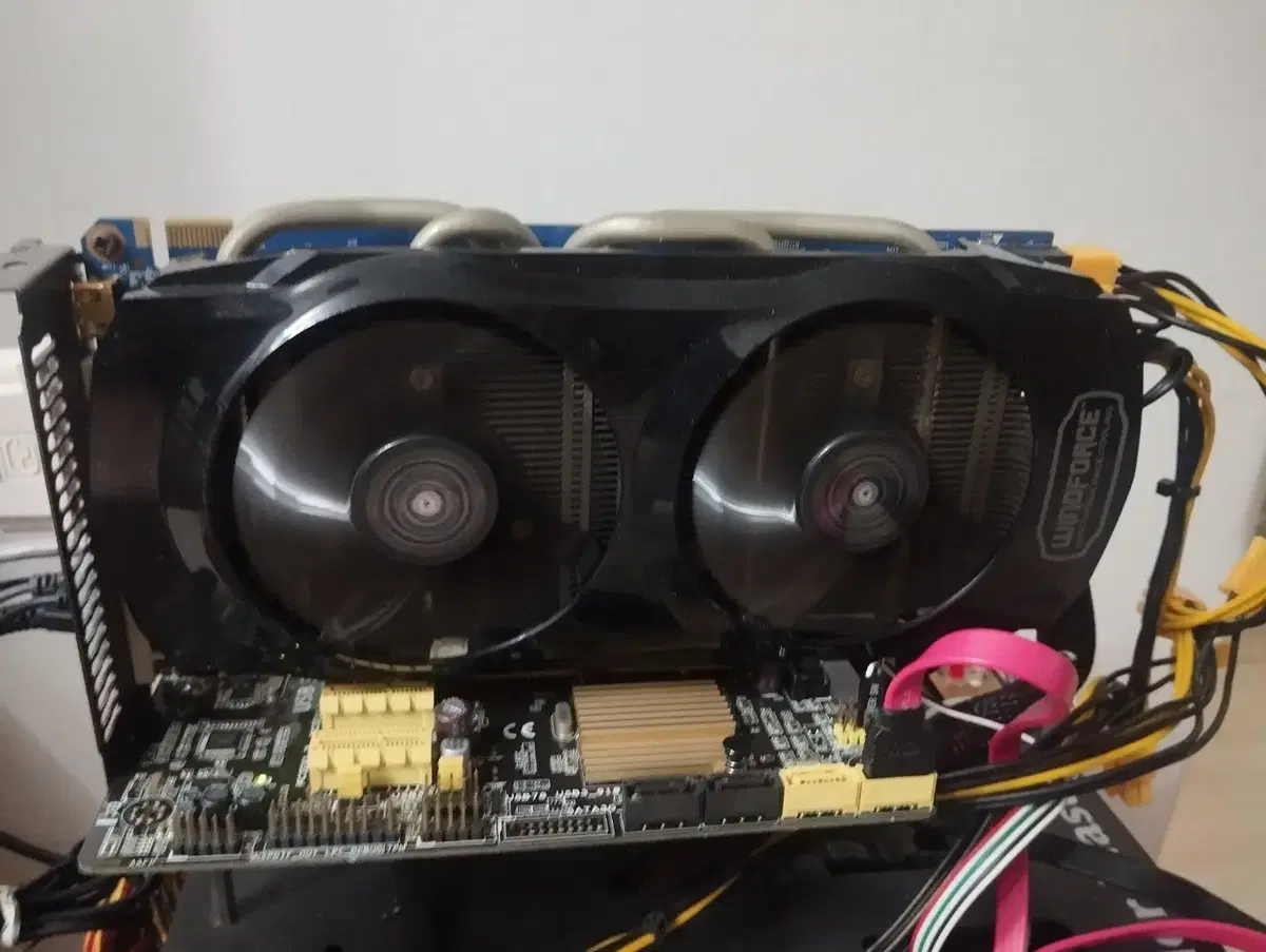 Geforce GTX560TI 1GB