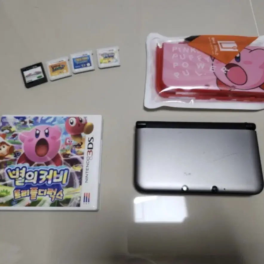 닌텐도 3ds xl 실버 + 칩 4개 일괄