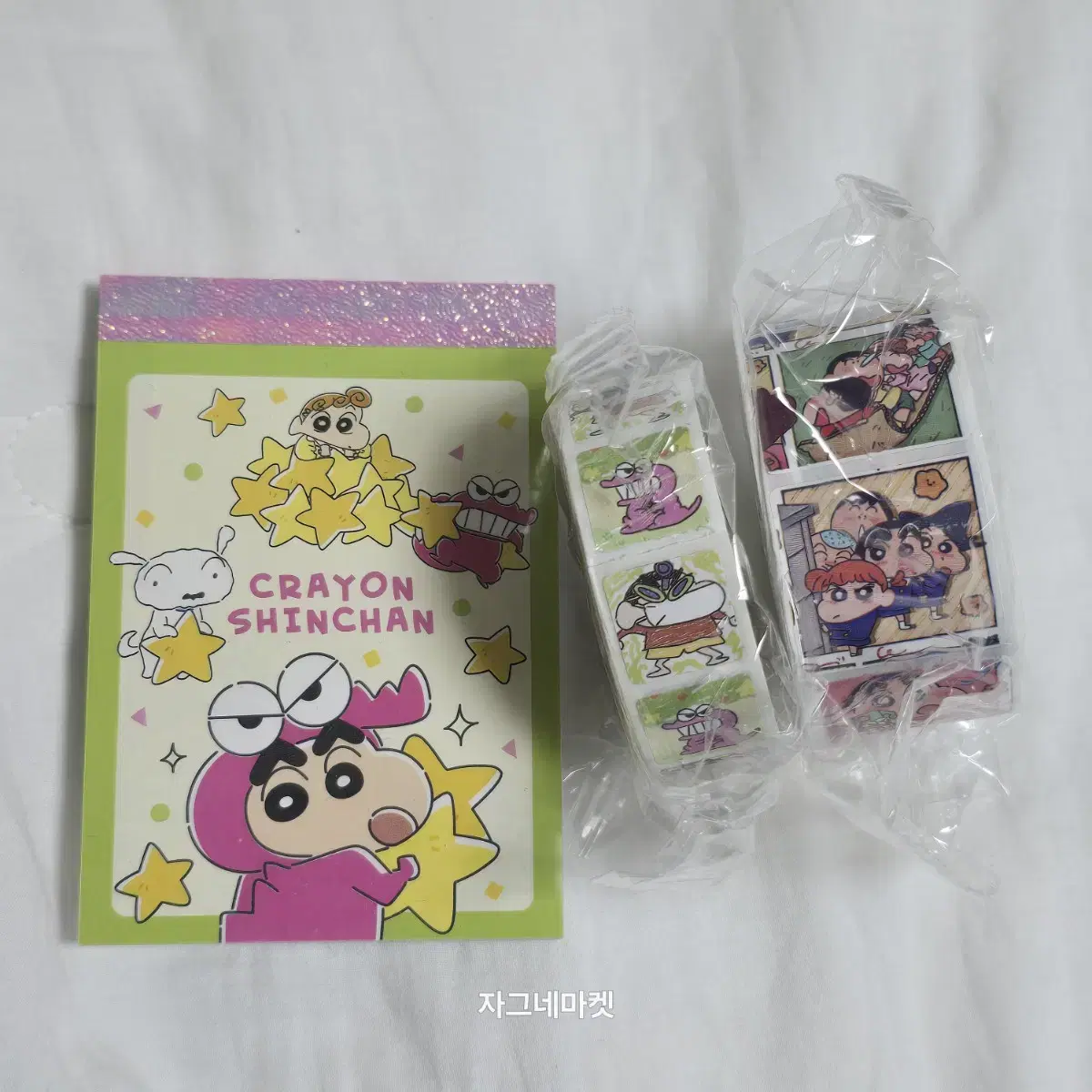 Crayon Shin-chan Mini memo paper Gacha Roll Sticker Piece Sticker Chocobee White-haired Baby