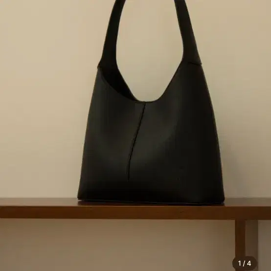 캐비닛먼트 캐비닛스튜디오 Poje hobo bag_black