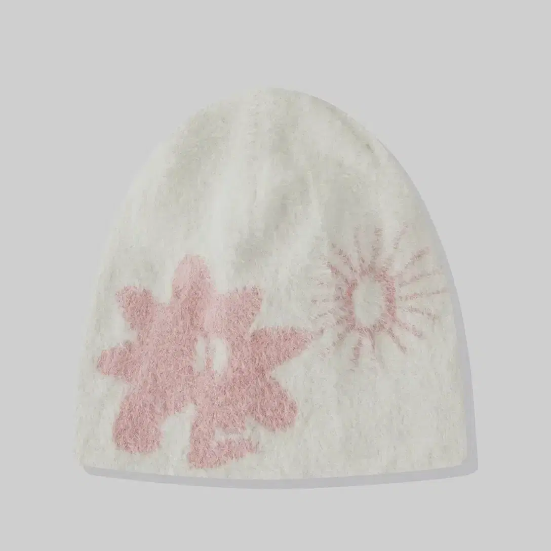 Sunlove Shaggy Beanie 썬러브 화이트 비니