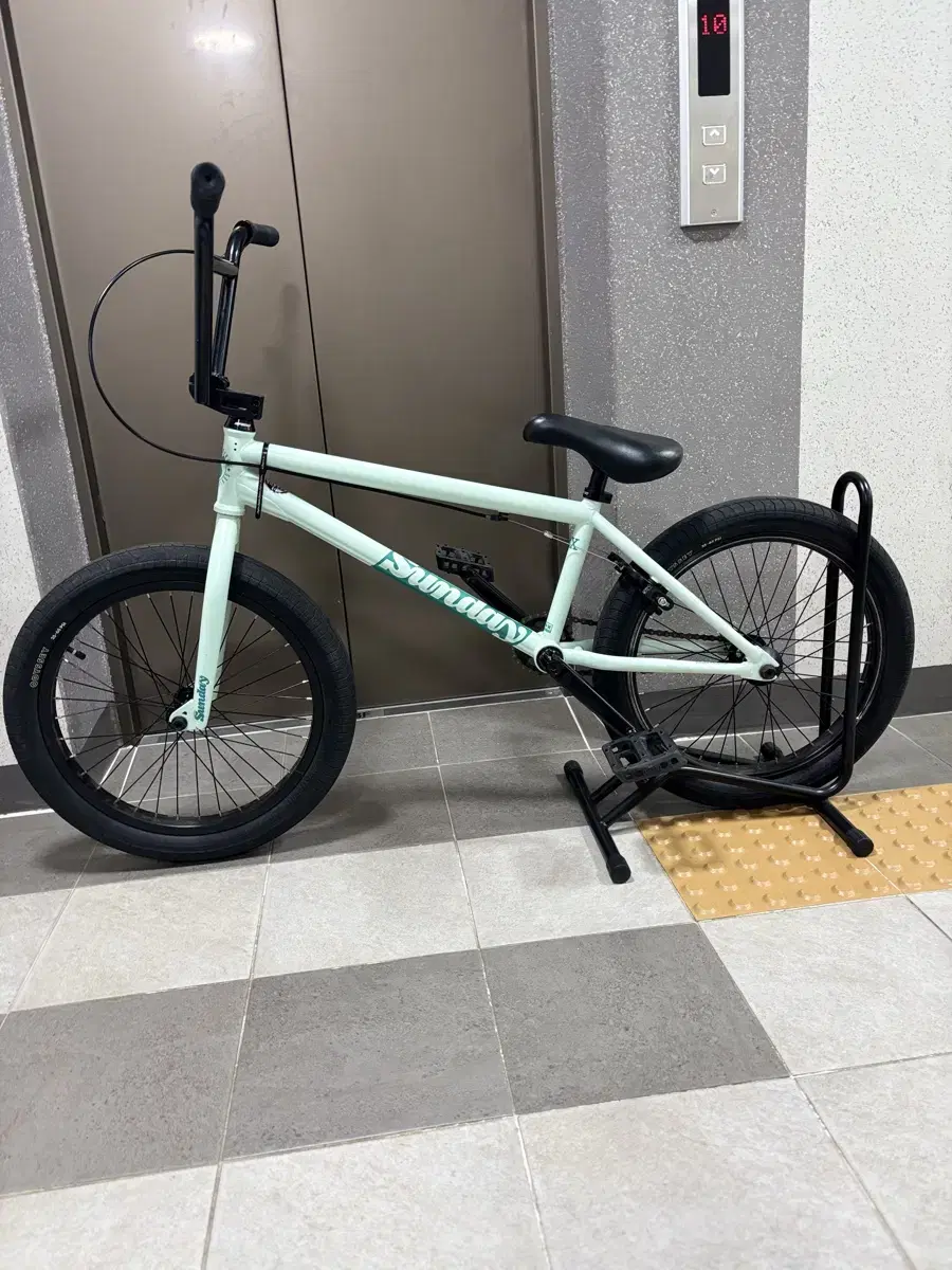 선데이 BMX팝니다