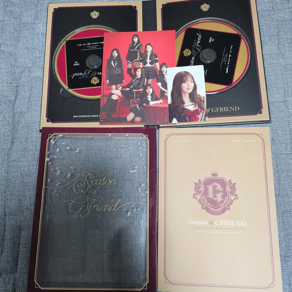 여자친구 첫 콘서트 DVD (SEASON OF GFRIEND)