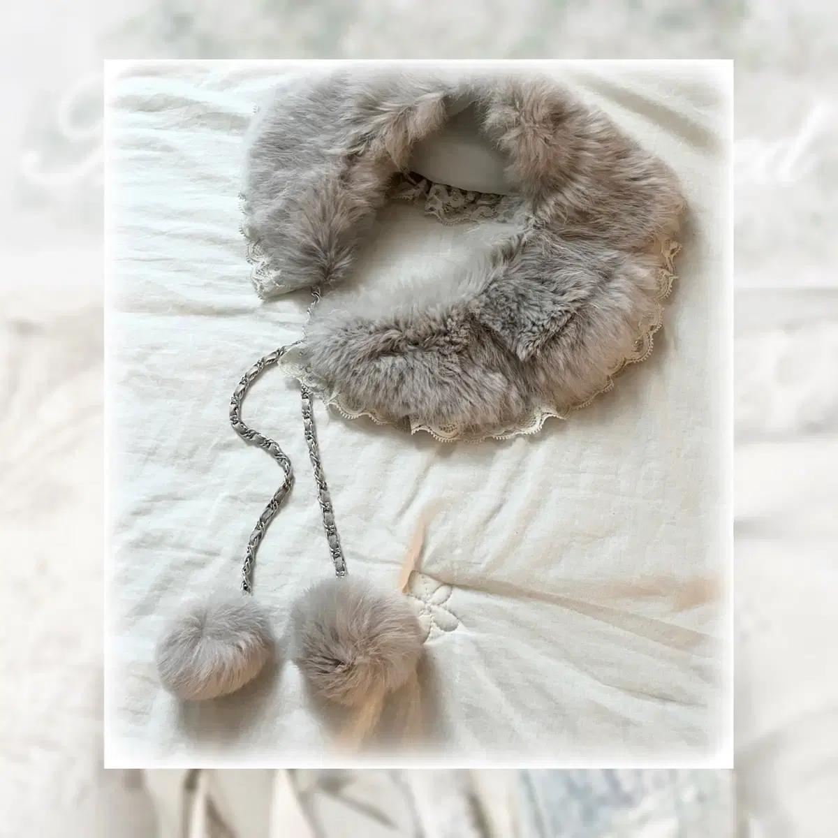 gray fur neck collar pompom muffler