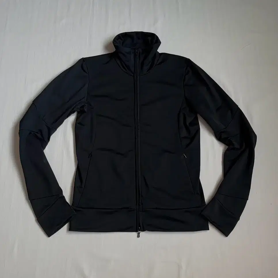 Civilized Three-Dimensional Type Zip-Up