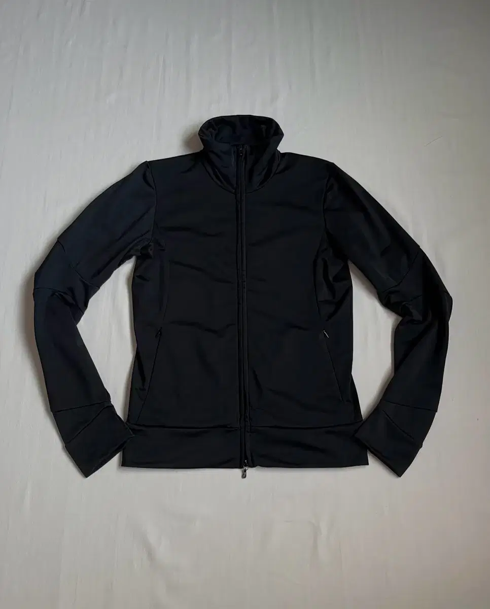 Civilized Three-Dimensional Type Zip-Up