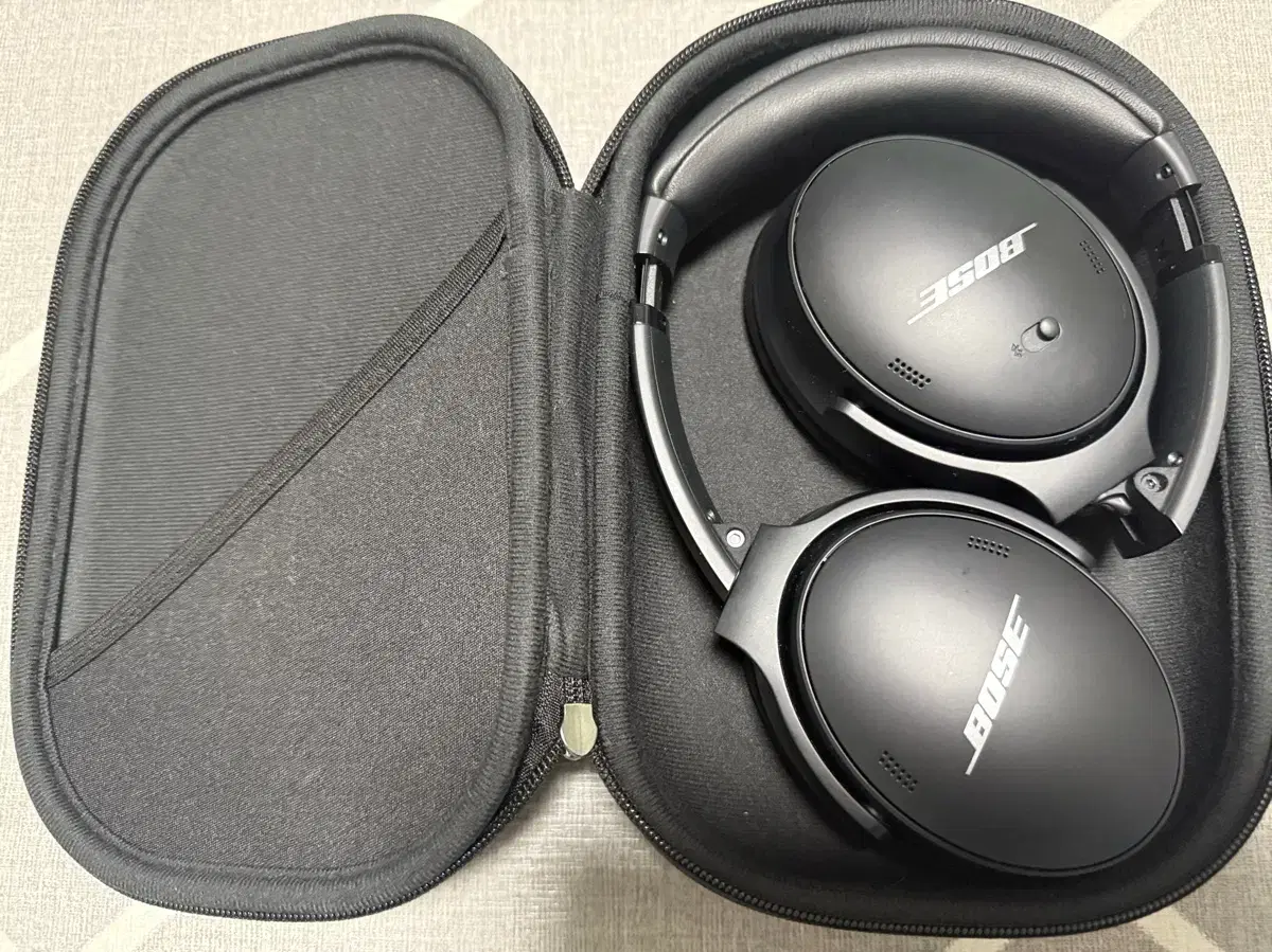 BOSE-QC45