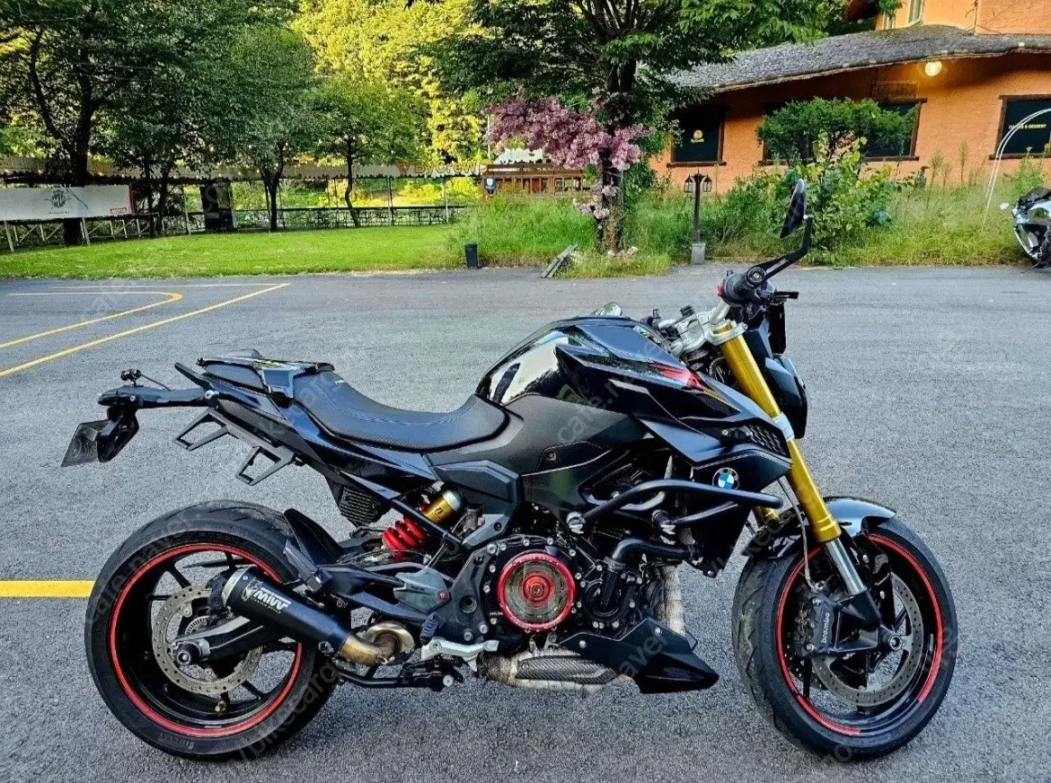 bmw f900r(이번주까지 140만원 상당 정품 사이드백 포함..)