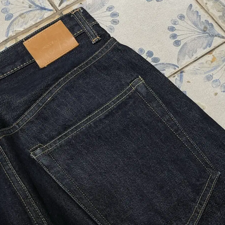 HATSKI 하츠키 REGULAR Tapered denim