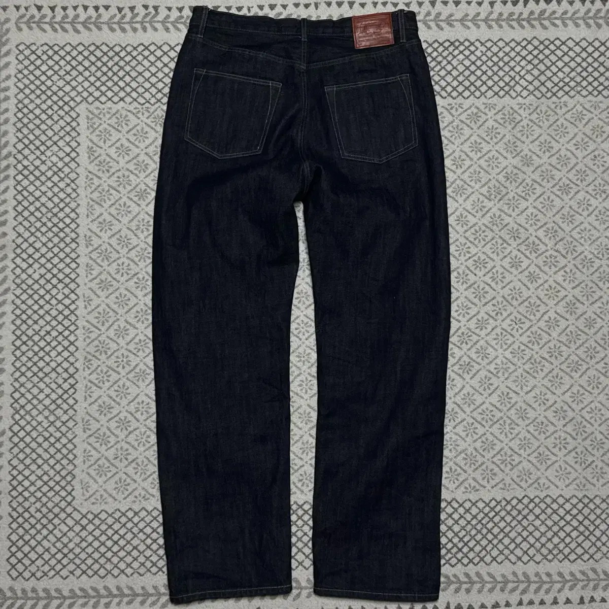 아웃스탠딩 W.W.II SELVEDGE STRAIGHT PANTS 데님