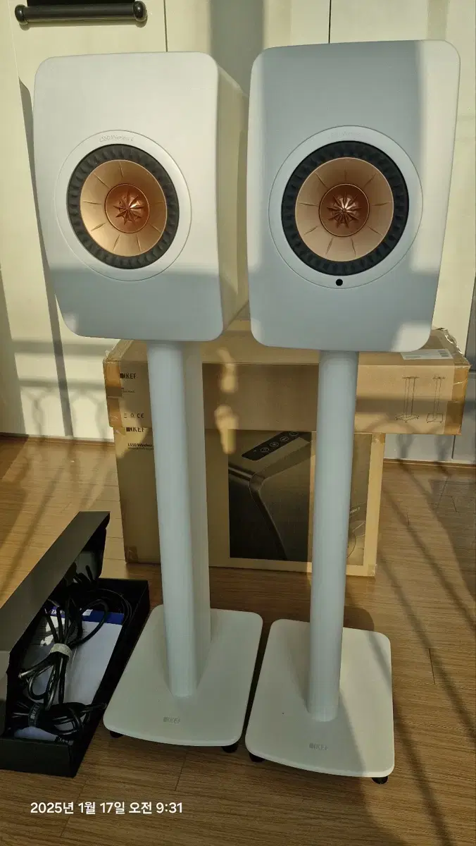 스피커(KEF LS50W2)+정품스탠드