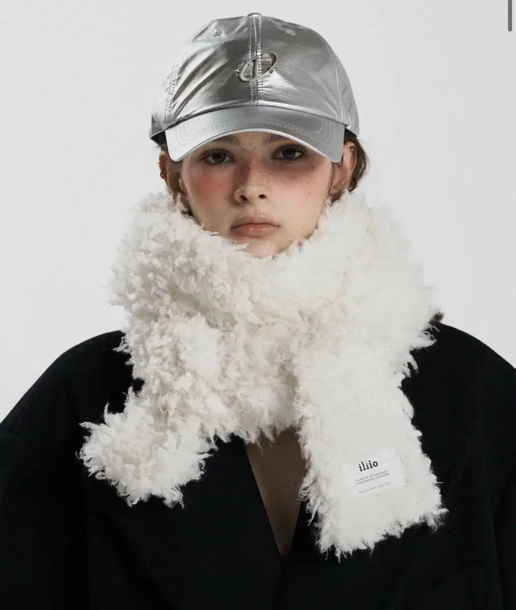 일리오 FLUFFY MUFFLER (WHITE)