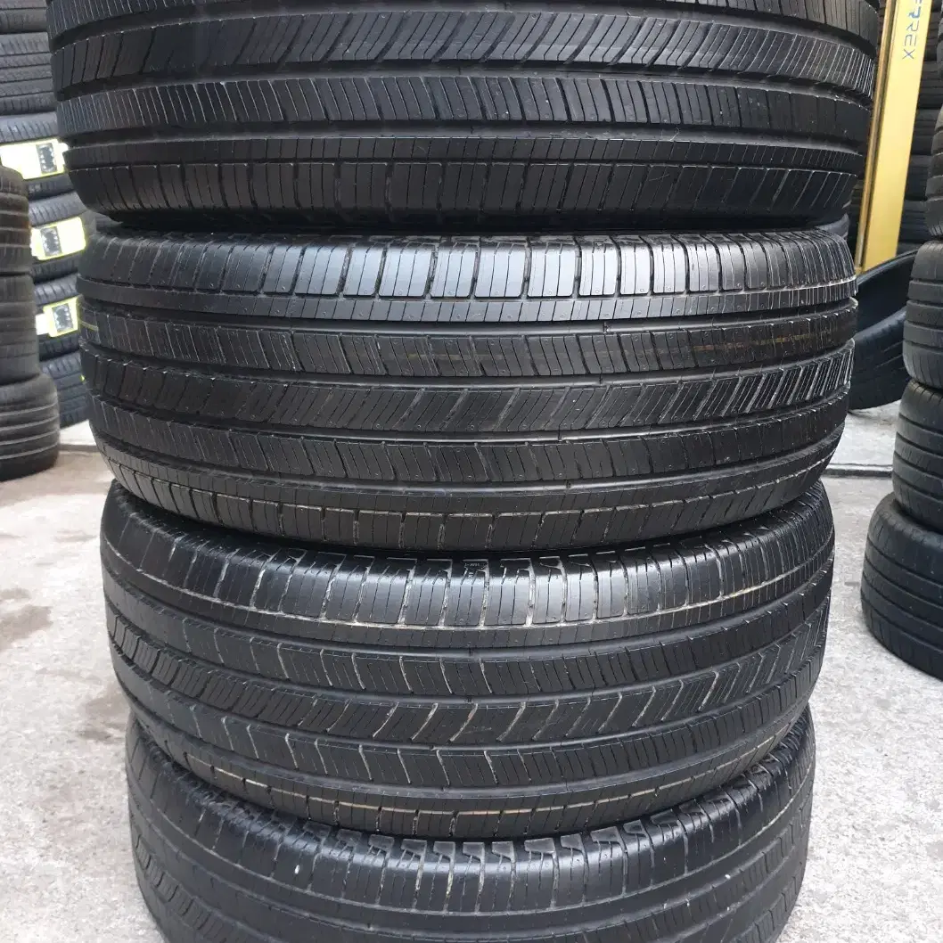 2555520 중고타이어 미쉐린 프라이머시A/S 255/55R20 세트