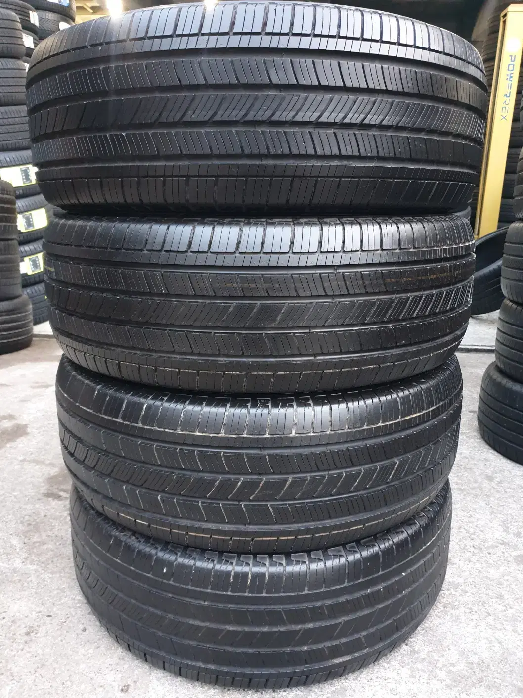 2555520 중고타이어 미쉐린 프라이머시A/S 255/55R20 세트