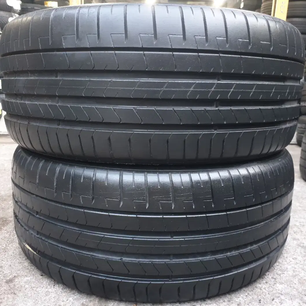 2553521 중고타이어 피렐리 피제로PZ4 255/35R21 세트