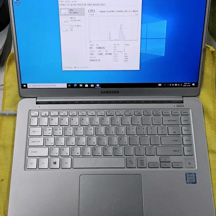 삼성 15인치 노트북 NT901X5T 팝니다(i7-8세대)