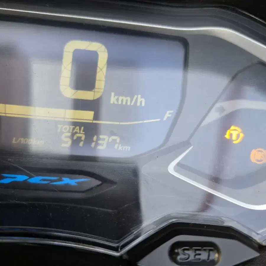 PCX 22년식