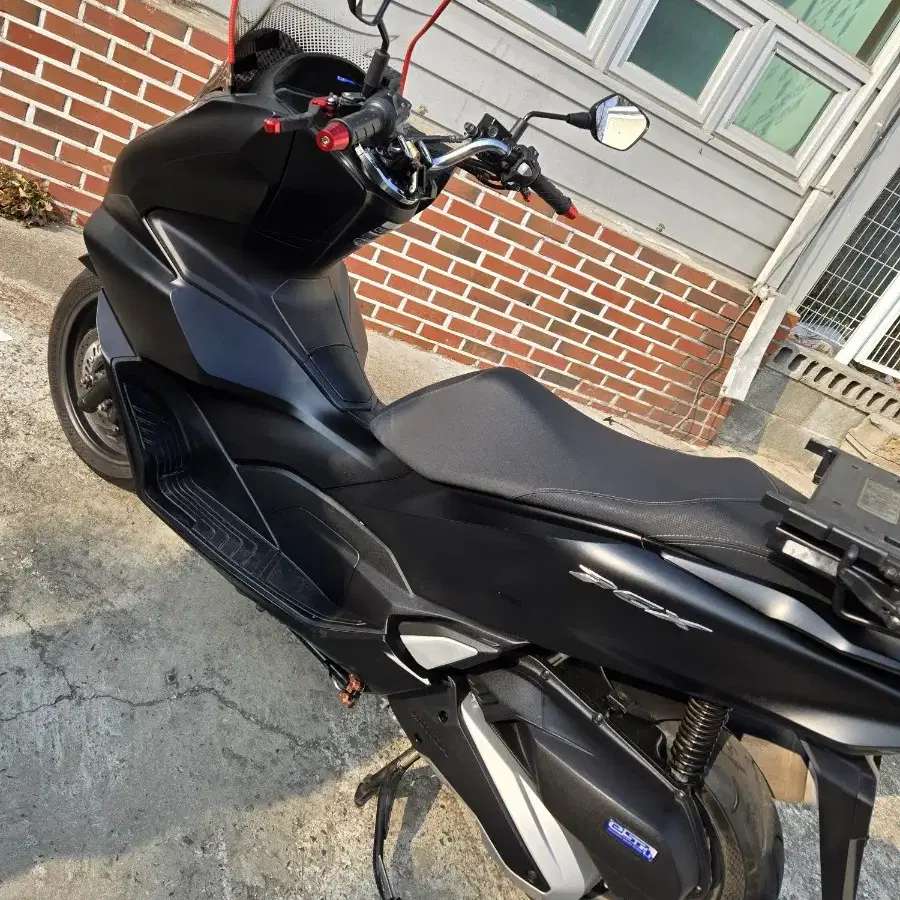 PCX 22년식