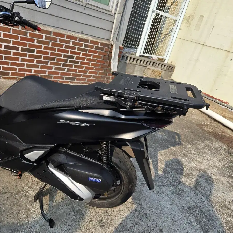 PCX 22년식