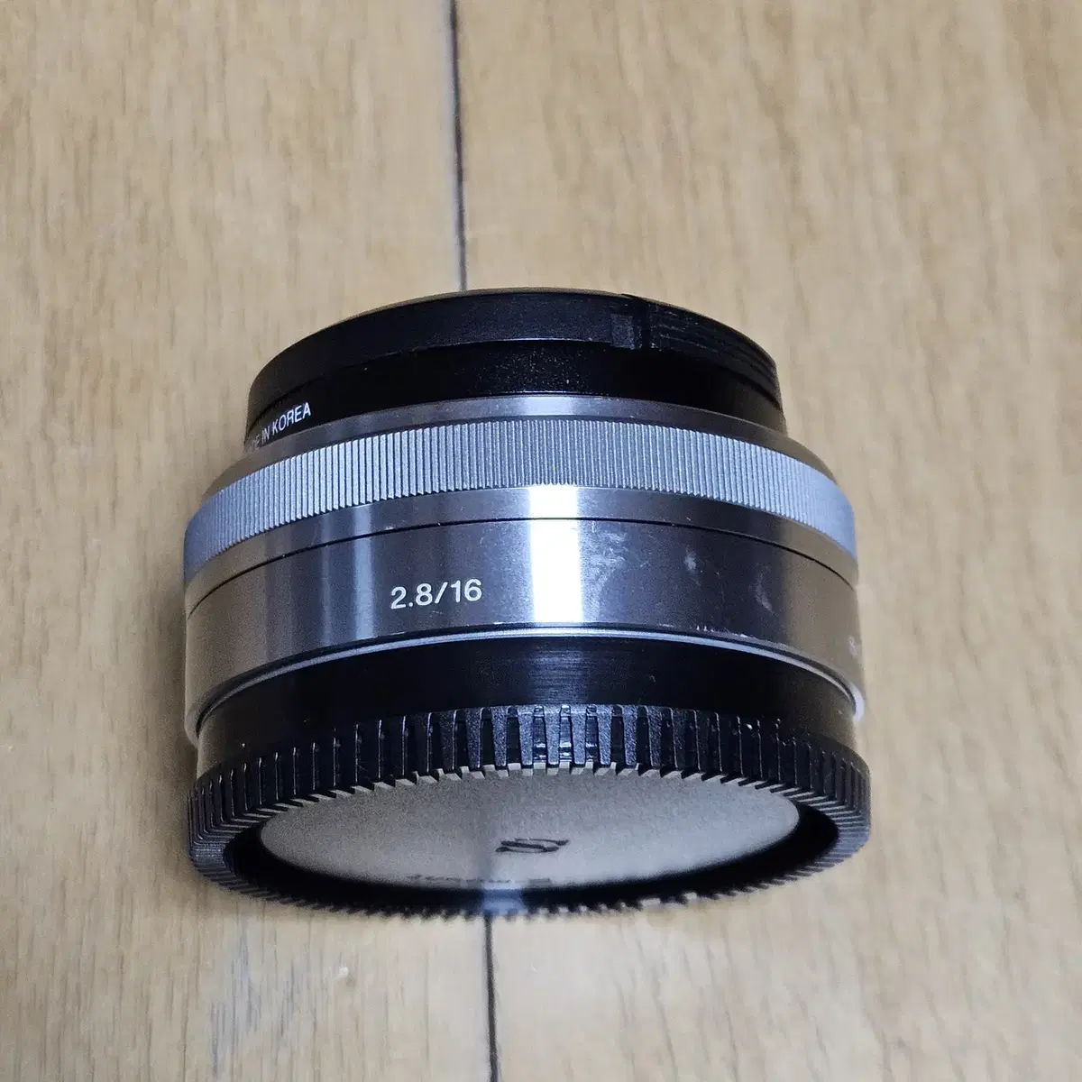 소니 16mm f2.8  광각 단렌즈  판매 합니다