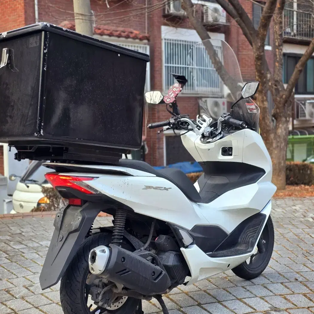 23년식 PCX125 ABS 배달세팅 팝니다