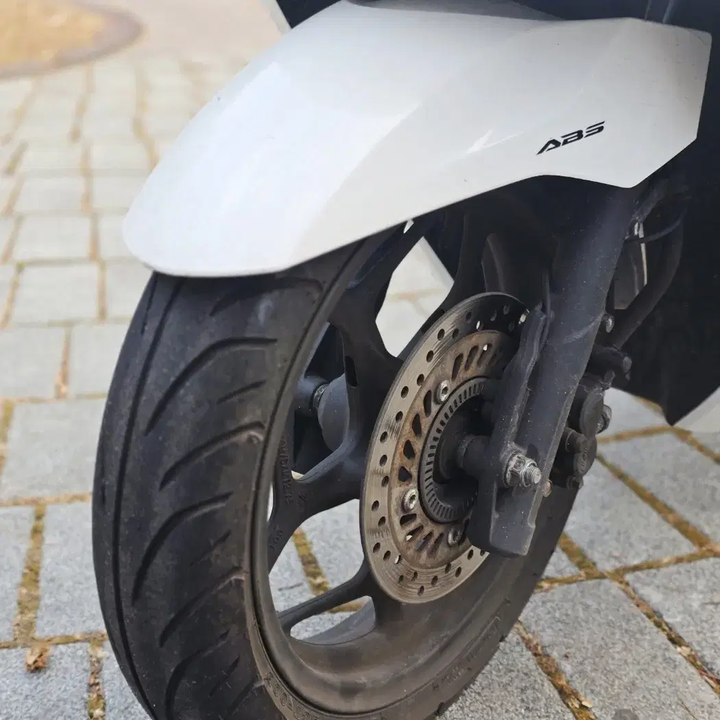 23년식 PCX125 ABS 배달세팅 팝니다