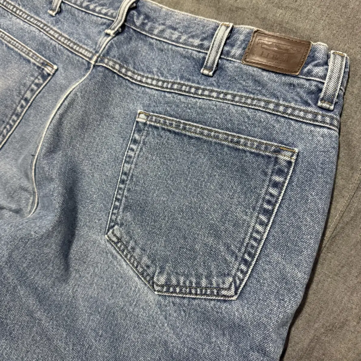 L.L. Bean Double L Jeans Sz 40X30