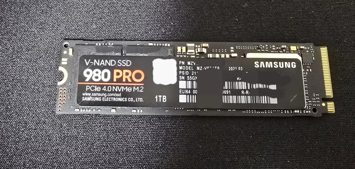 삼성 SSD 980 PRO 1TB와 삼성 램(DDR4 32GB-3200)