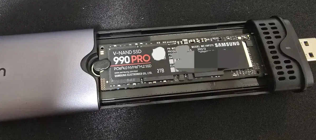 삼성 SSD 990 Pro M.2 2TB와 외장 케이스(유그린)