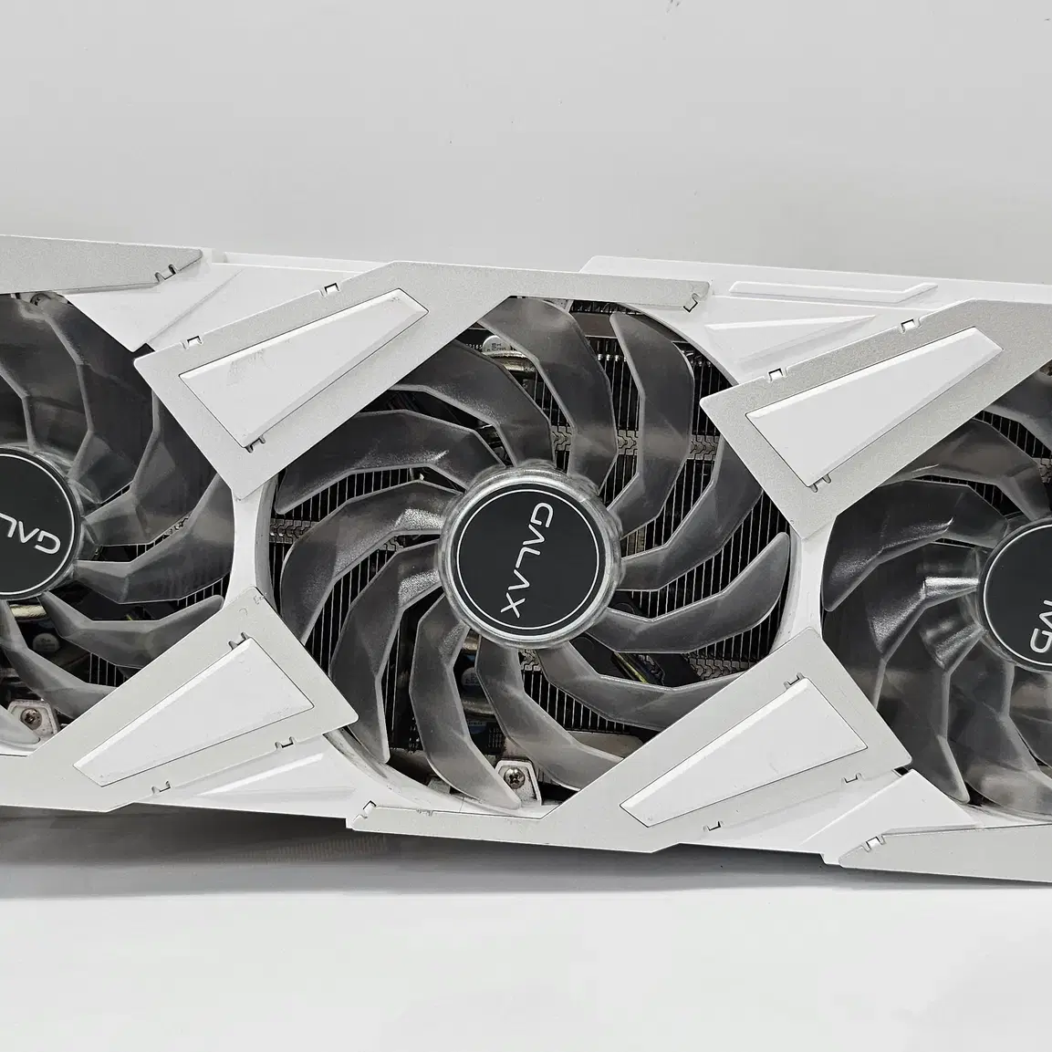 갤럭시 RTX3080 10GB EX 화이트 판매합니다