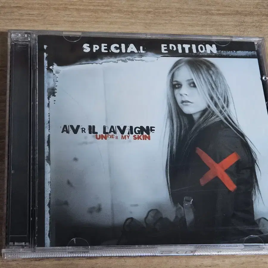 Avril Lavigne - Under My Skin (2CD)