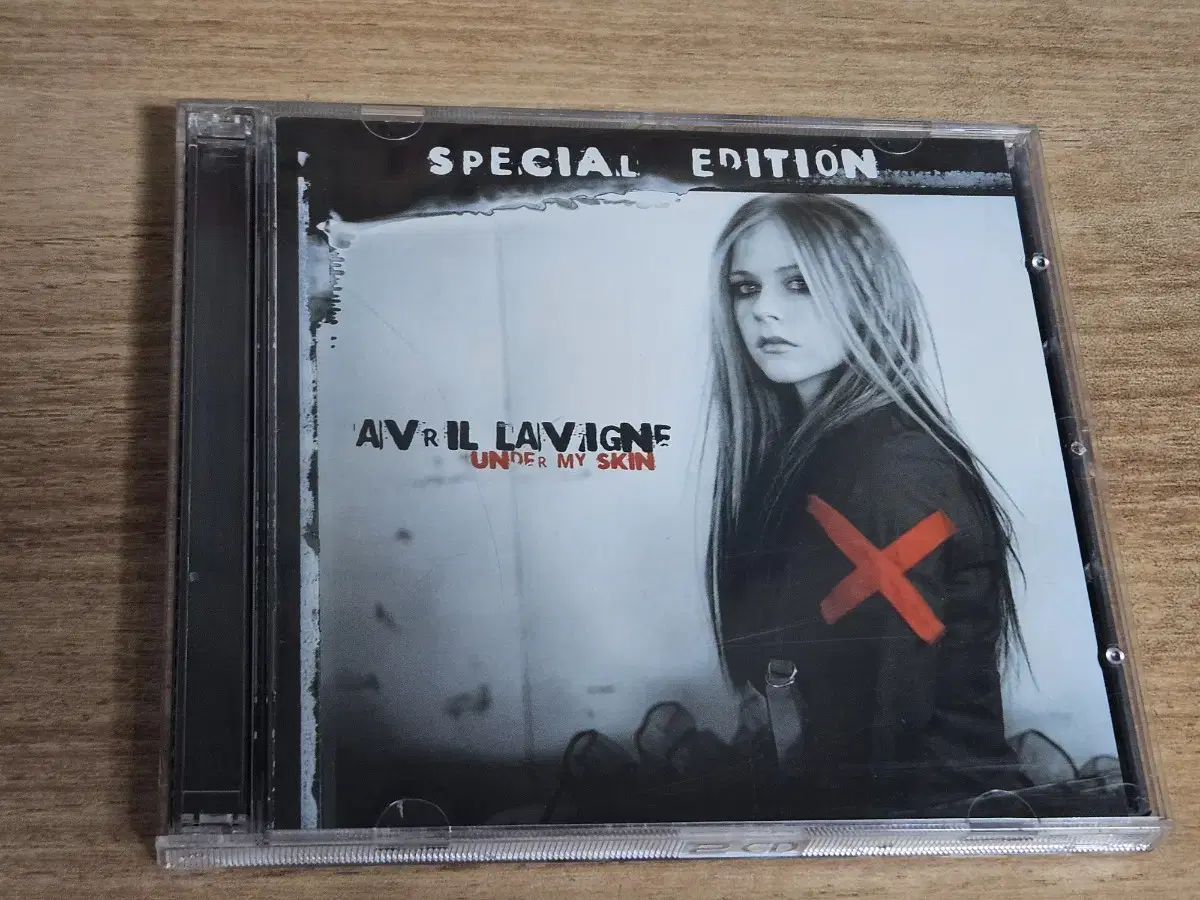 Avril Lavigne - Under My Skin (2CD)