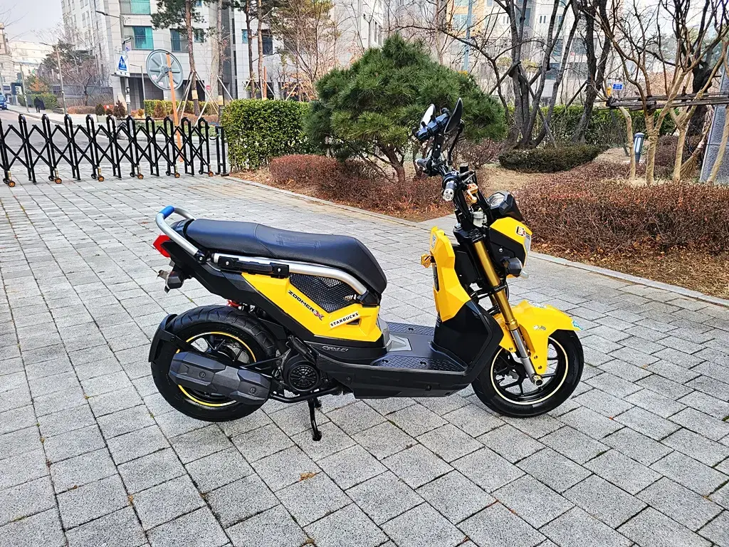 HONDA 줌머 X 판매합니다.(2016년식/16,413km)