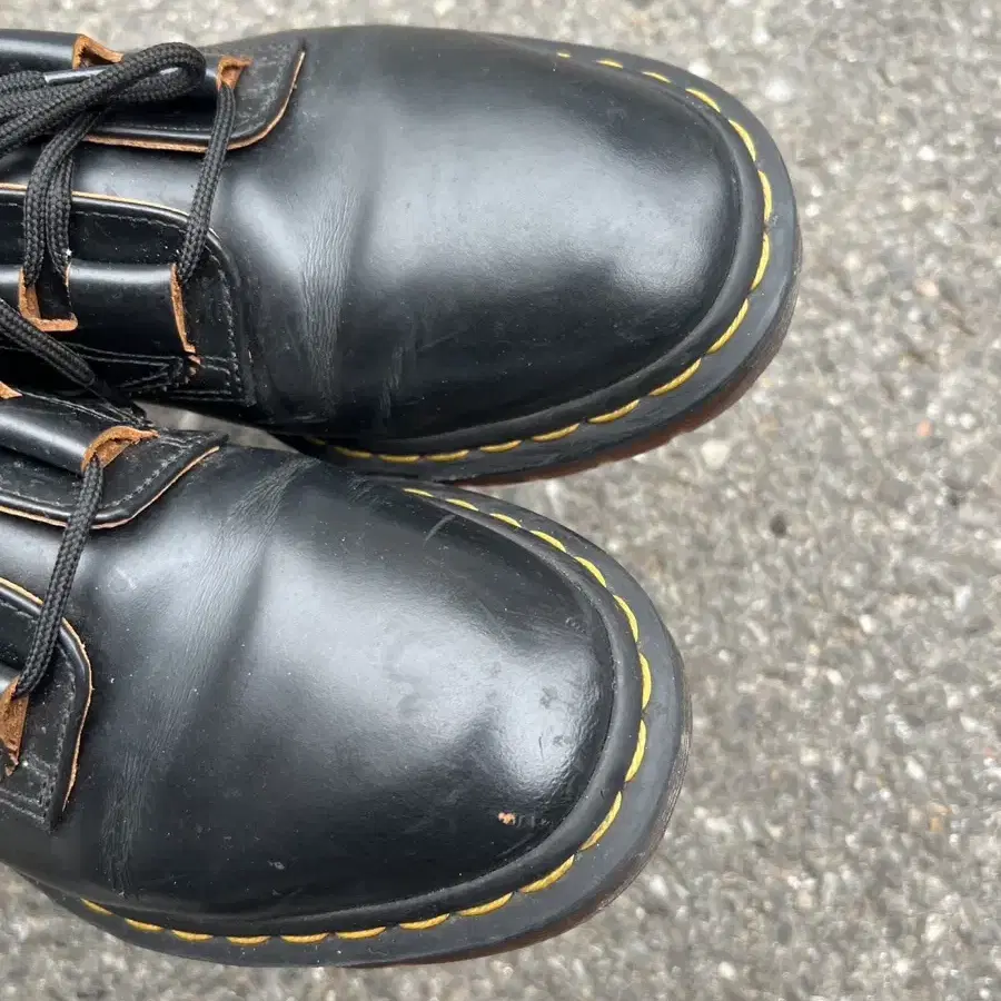 Dr martens 1461 길리 스무스