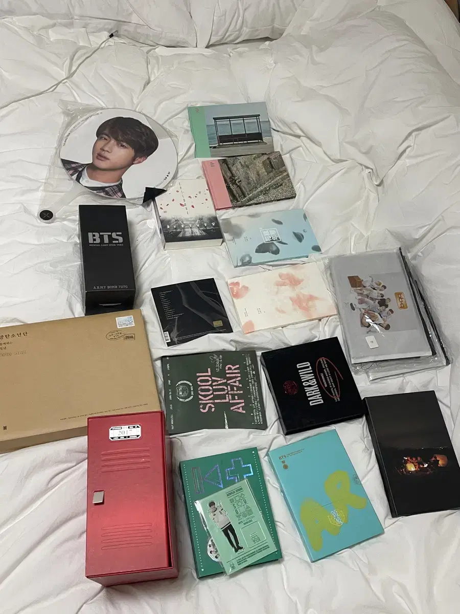 방탄소년단 BTS 굿즈,앨범,DVD,시그 일괄판매(포카포함)