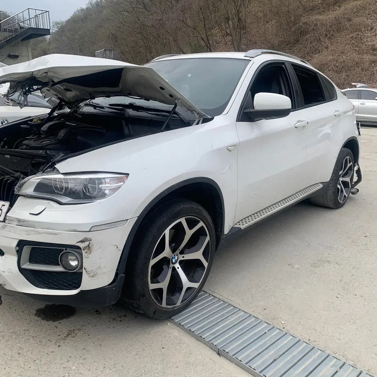 BMW X6 (E71)  B39328 2013년식 분해 판매합니다