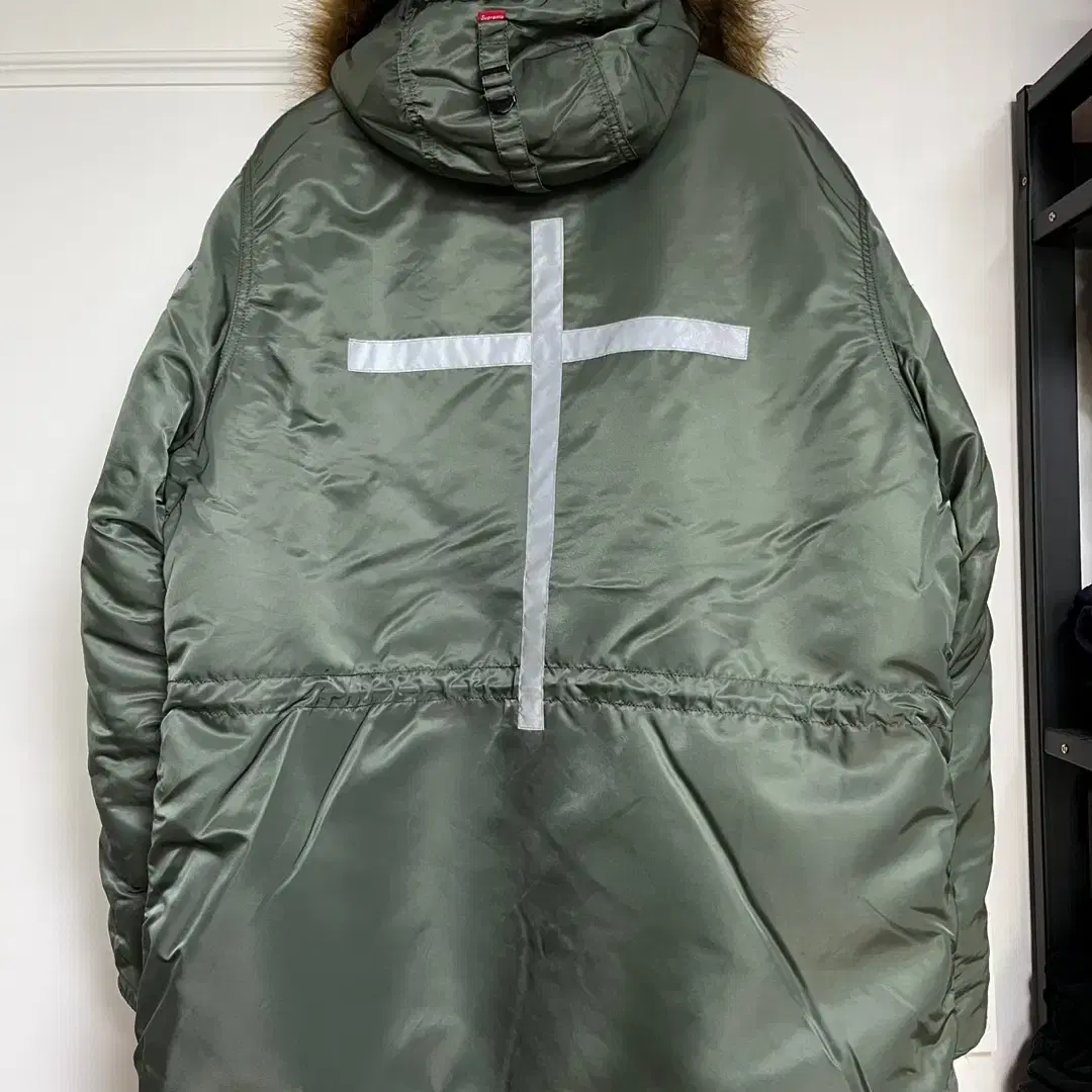 (XL) 슈프림 N3B Reflective Cross N-3B Parka