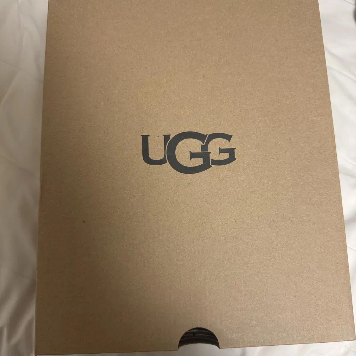 UGG 클래식 Ultra Mini 240