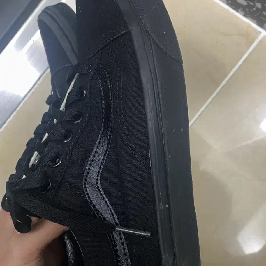 [세탁o,택포]Vans 반스 올드스쿨 235 검정색 올블랙 단화 운동화