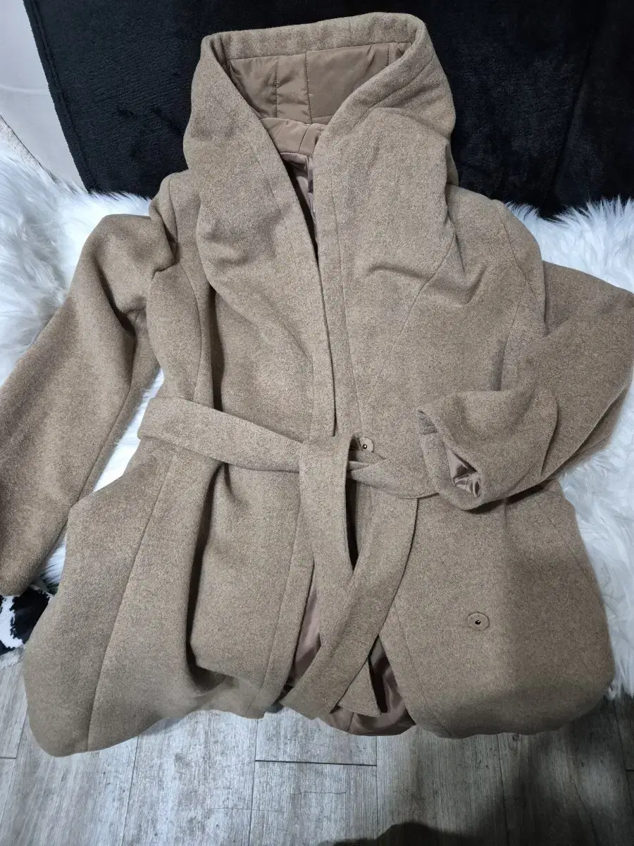 Renoma hooded coat