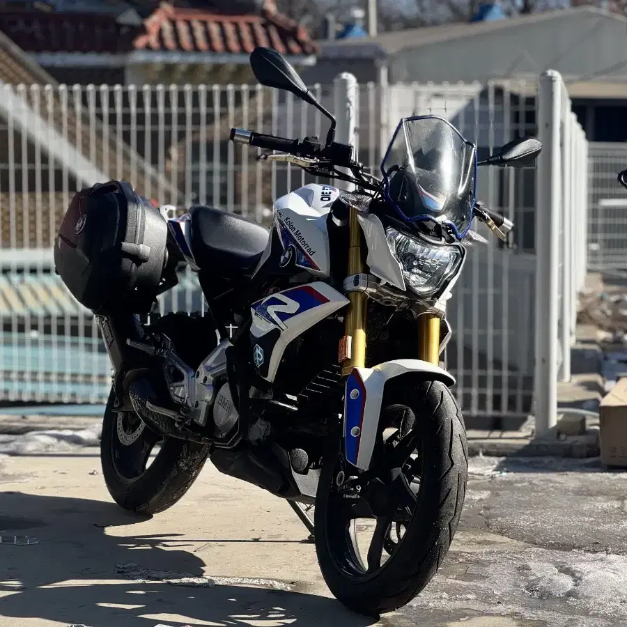 bmw g310r 18년식 3만키로 사이드박스 등등 좋은튜닝차량판매합니다