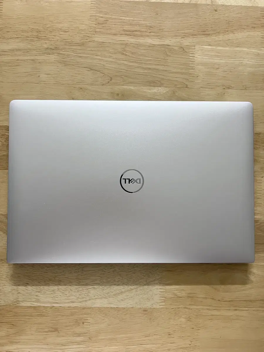 델 최고기종 XPS 15인치 9570