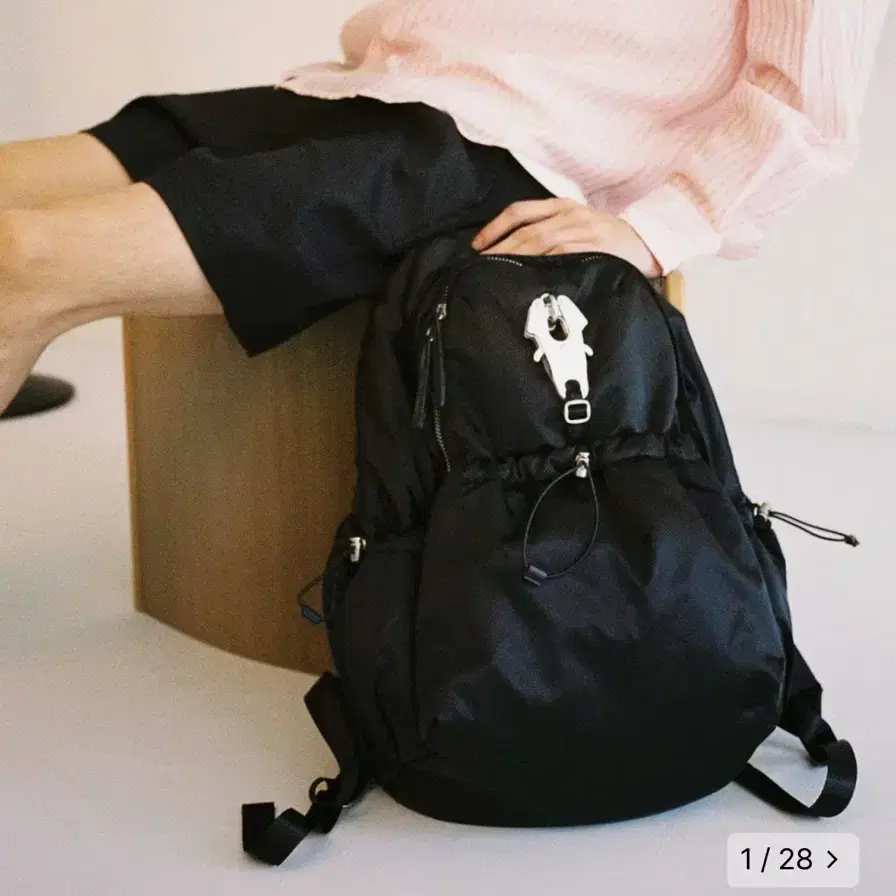 (1회착용) SSRL raven essential backpack 판매