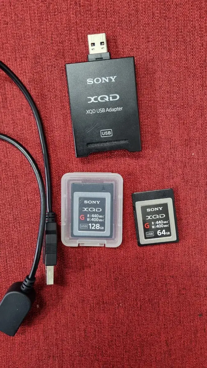 소니 xqd128gb.64gb+리더기 판매합니다