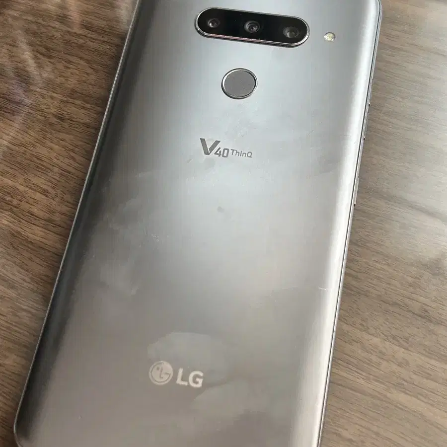 LG V40 128GB