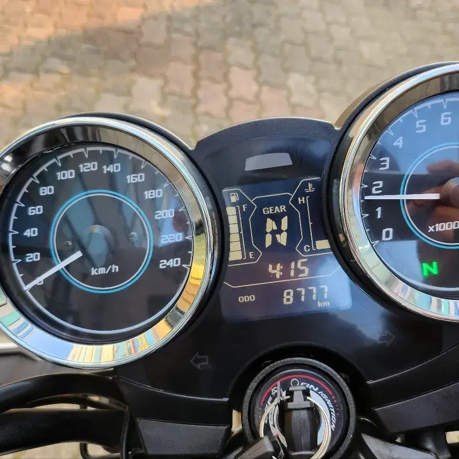 22년식 가와사키 Z650RS 판매합니다.