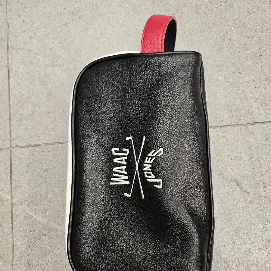 왁 [WAAC X JONES] Two Zipper Clutch Bag