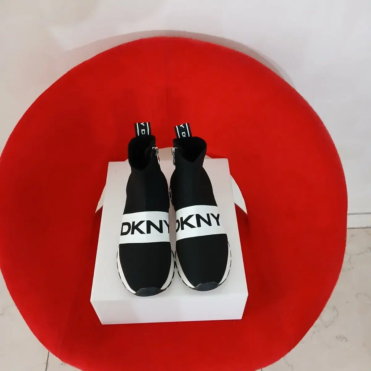 DKNY 니트 삭스 부츠 235