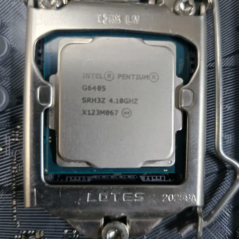 PC부품 CPU G6405 + M/B B460M + RAM 16G